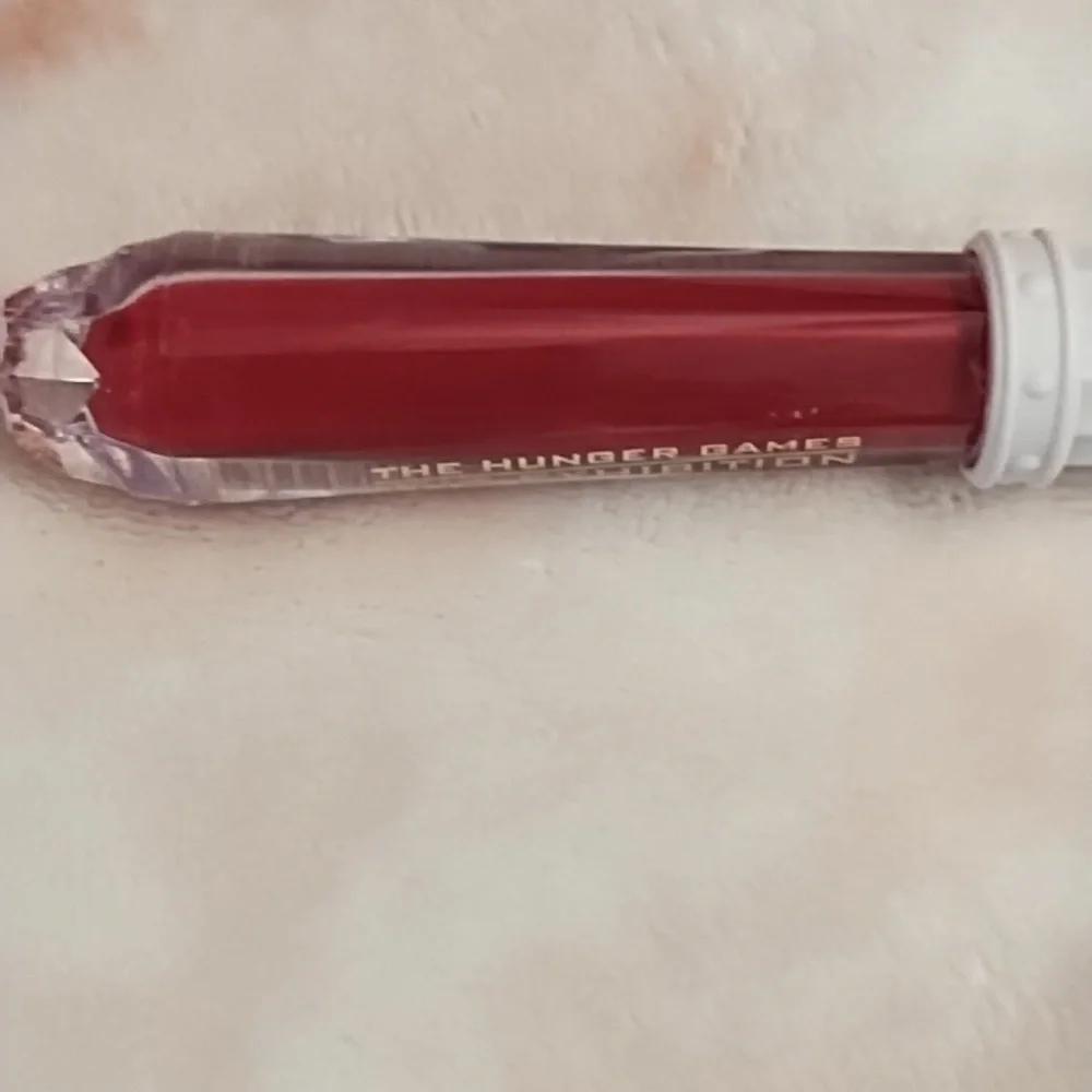 The Hunger Games: The Exhibition Capitol Couture Velvet Matte Liquid Lipstick